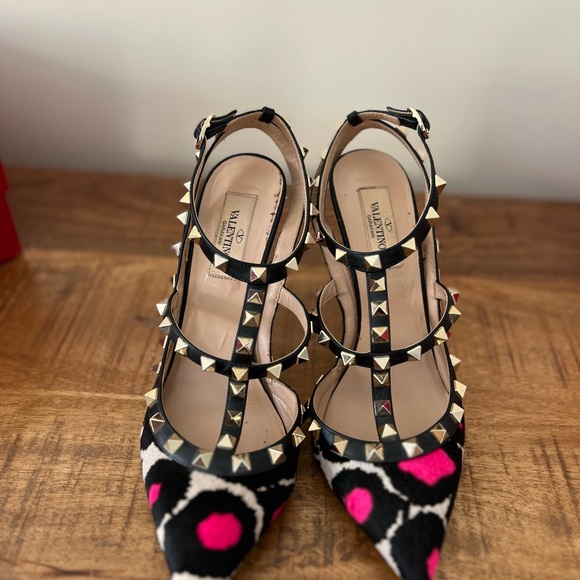 Valentino Rockstuds 37.5 - Picture 5 of 8